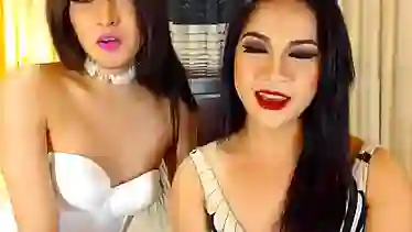 Two Pretty Tranny Fuking On Cam