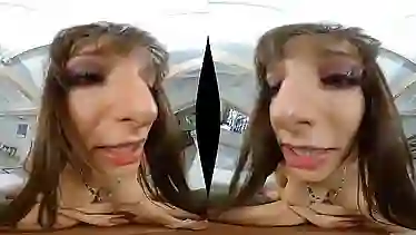 VR Lexi Luna