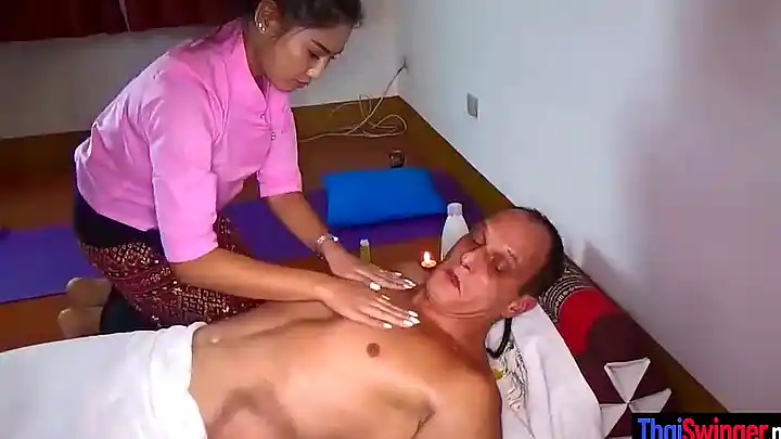 Sex tourist VIP Thai massage with a hot nasty finisher