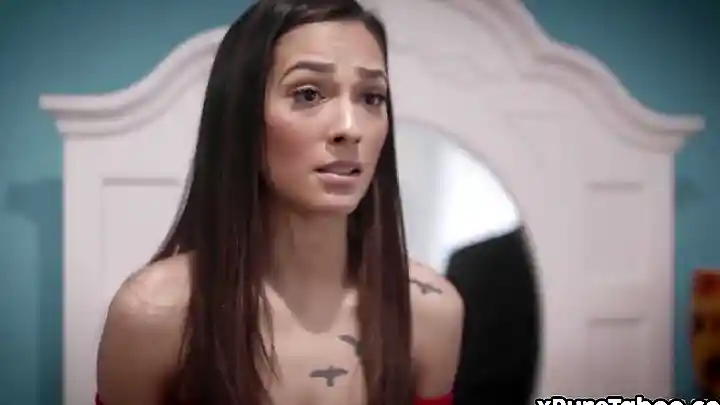 Mom wants her virgin super hot dauther to fuck stepdad