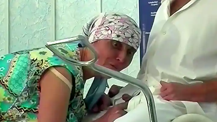 ugly hairy 85 years old mom fisted by her doctor