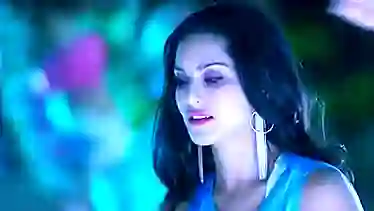 Hot Sunny Leone