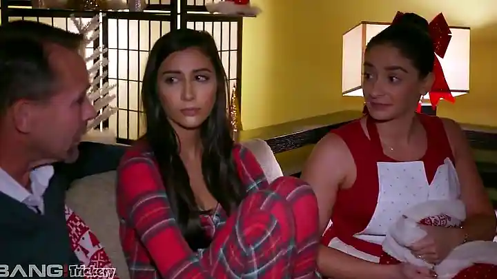 Gianna Dior - Gets Her Pussy Stuffed By Santa