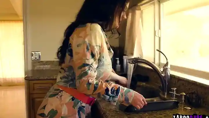 Tommy banged grieving mom and daugter