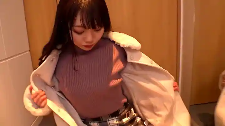 Gonzo sex after dinner. Asian girl