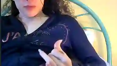 Hermaphrodite Selfsucks and cums twice