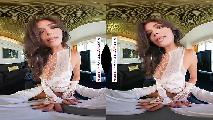 Scarlett Alexis gives you the ultimate POV experience: Your King!