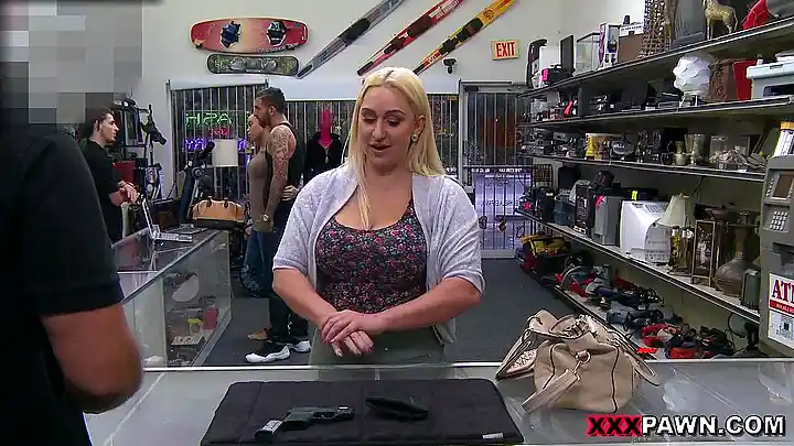 Nina Kayy Make That Money! XXX Pawn