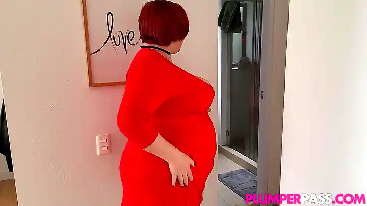 Mae Quira - Horny BBW Neighbor