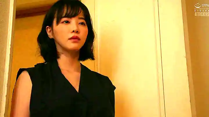The Person My Father Brought Home As His New Wife Was My Homeroom Teacher, Tsubaki Sannomiya, Who I Secretly Admired