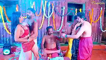 Sasur gets her big ass pounded by Desi Bahu and her Bahu gang in public