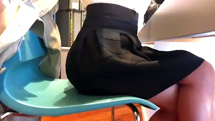 bubble butt coworker back again (candid ass and legs)