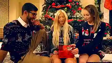 Stepbrother %26 stepsister creampie - taboo family christmas threesome