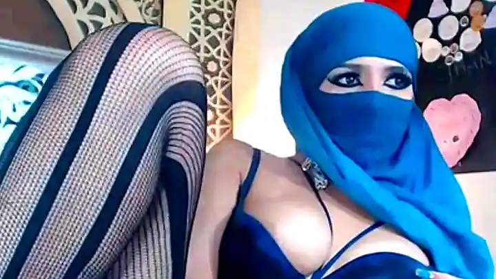 Arabian girl on cam